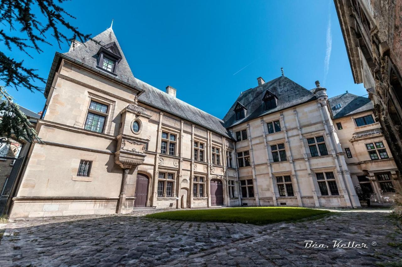 Appartement Brossolette T2 Spacieux Et Lumineux Balcon Vue Dégagée
